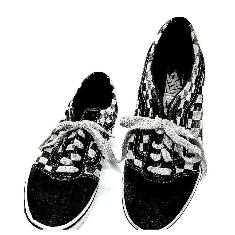 Vans Old Skool Sneakers Shoes Kids Size 4 Checkered Black/White Skateboard